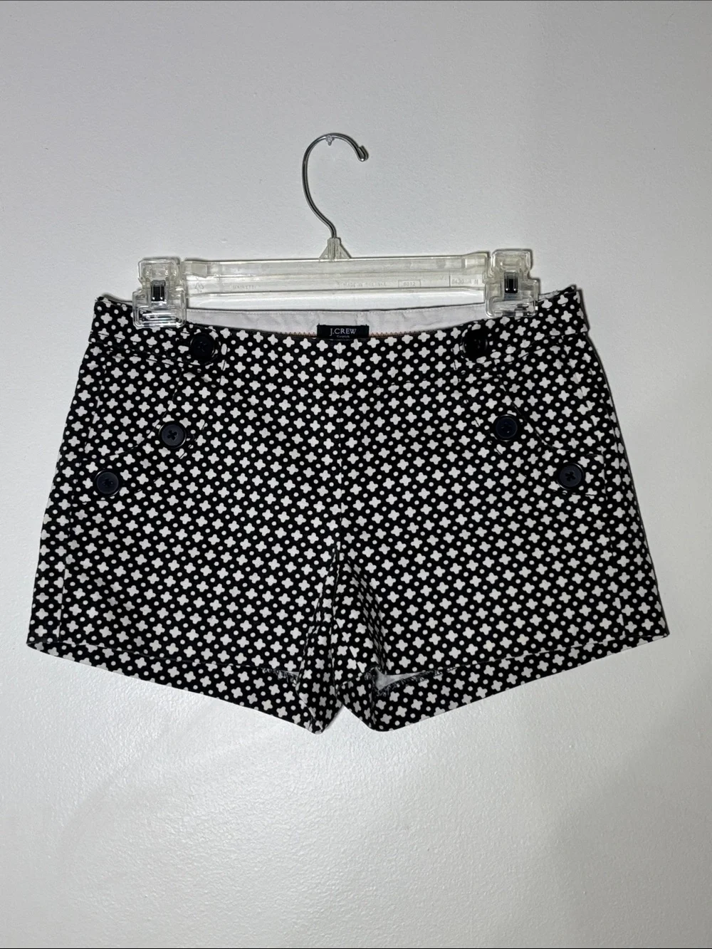 J.‎ Crew Black & White Nautical Button City Fit Stretch Shorts